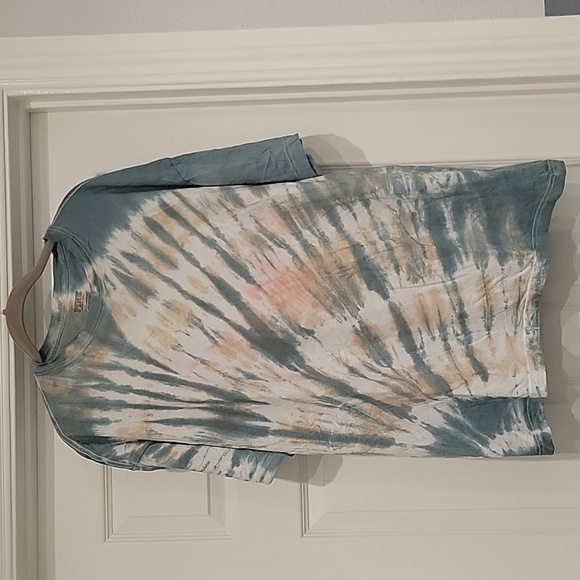 PINK Victoria's Secret Tops - vsPINK tie dye over sized shirt